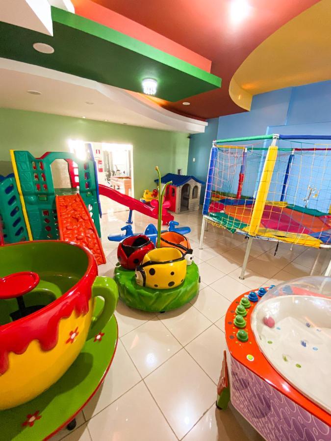 Constantino Hotel E Eventos Juiz de Fora Exterior photo An indoor playground