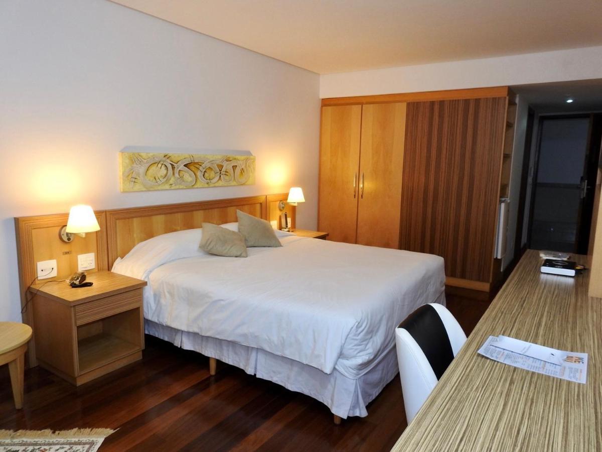 Constantino Hotel E Eventos Juiz de Fora Exterior photo A room at the hotel