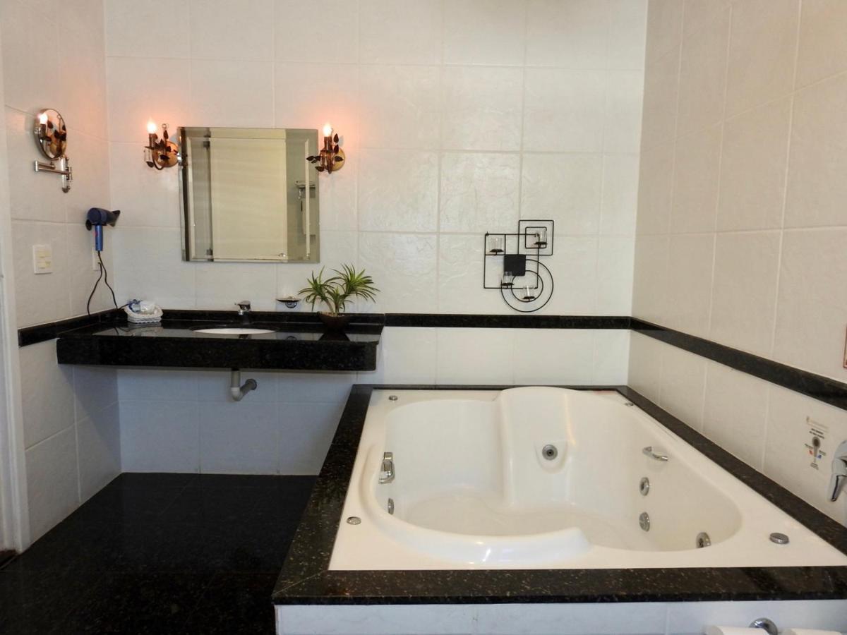Constantino Hotel E Eventos Juiz de Fora Exterior photo A whirlpool bathtub